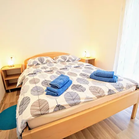 Nino Apartmán *